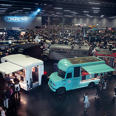 Food Trucks in angrenzender Halle 10 erweitern das Spektrum der Salzburgarena.